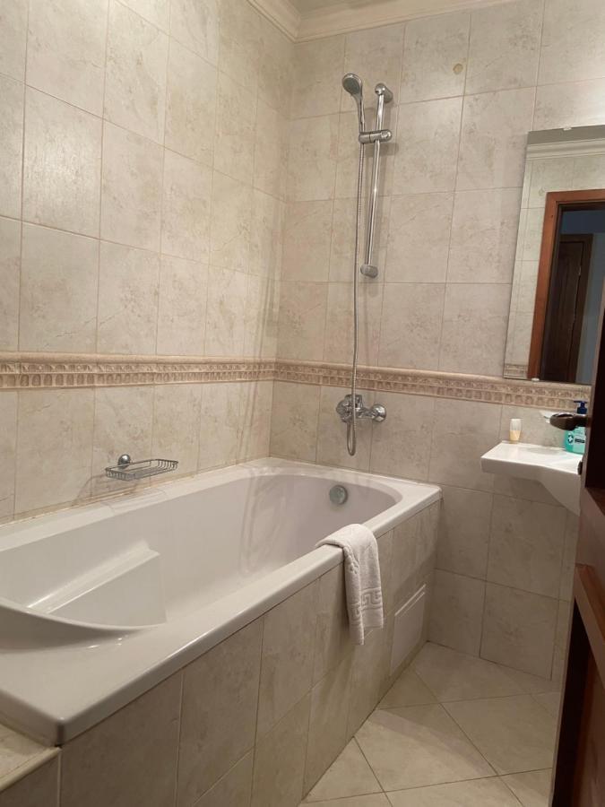 Luxory Aparthotel In 4 Star Spa Hotel St Ivan Rilski, 班斯科 外观 照片