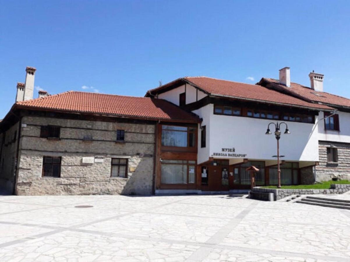 Luxory Aparthotel In 4 Star Spa Hotel St Ivan Rilski, 班斯科 外观 照片