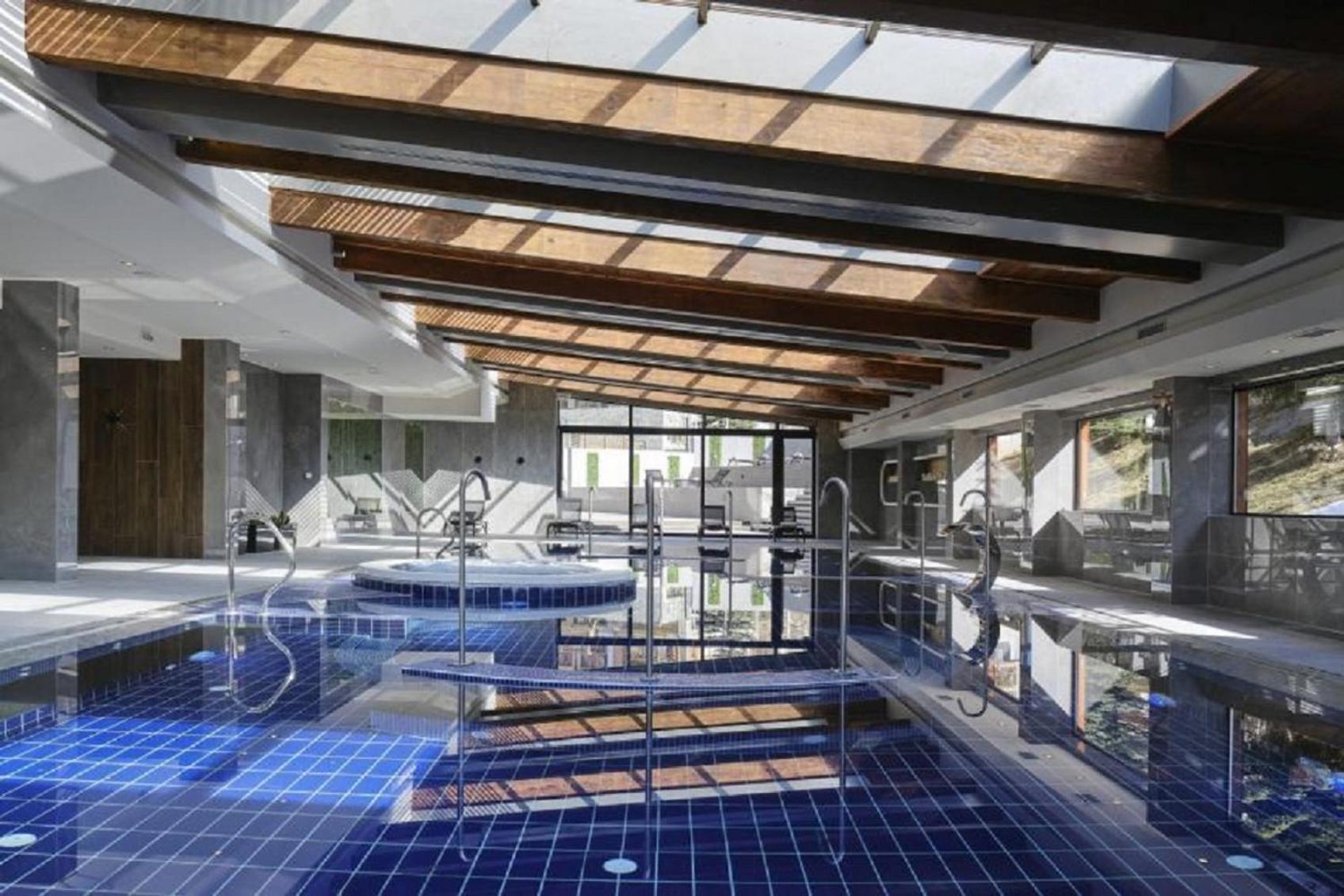 Luxory Aparthotel In 4 Star Spa Hotel St Ivan Rilski, 班斯科 外观 照片